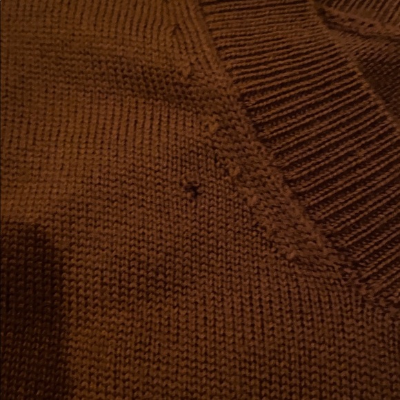 Banana Republic Tunic top. Size Small. One small flaw. - Picture 8 of 8